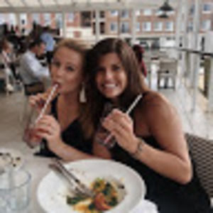 Meet your Posher, Abby